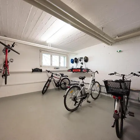 Joe's Am Bolgen Apartment *